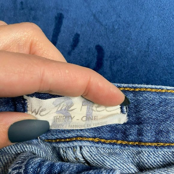 Free People Medium Wash Denim Cut Off Button Fly Shorts - Picture 4 of 8